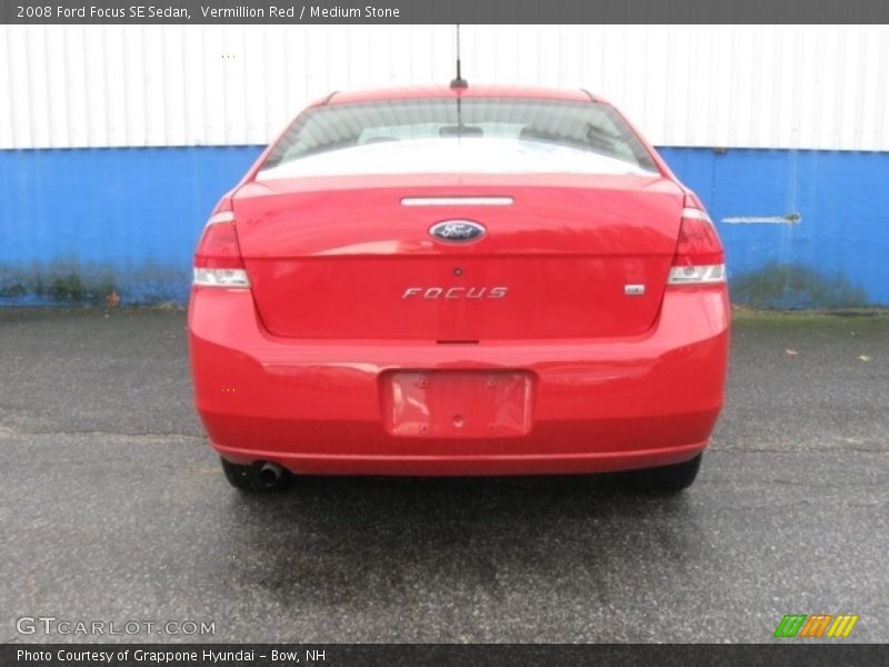 Vermillion Red / Medium Stone 2008 Ford Focus SE Sedan