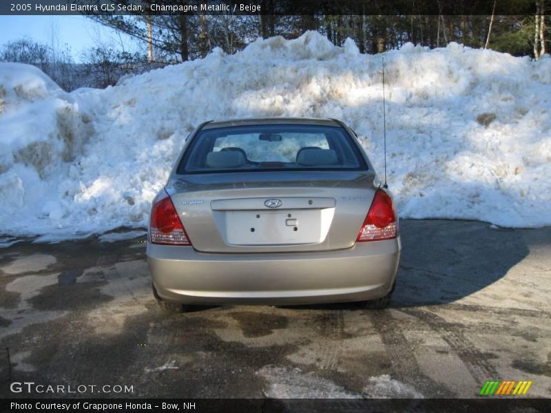 Champagne Metallic / Beige 2005 Hyundai Elantra GLS Sedan