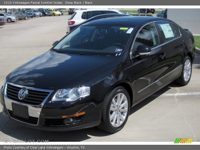 Deep Black / Black 2010 Volkswagen Passat Komfort Sedan