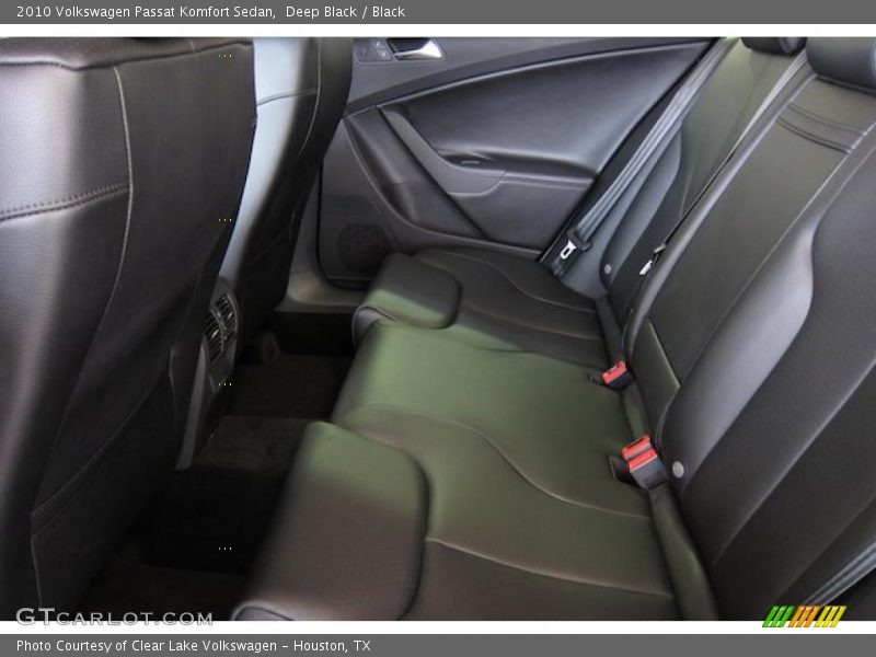 Deep Black / Black 2010 Volkswagen Passat Komfort Sedan