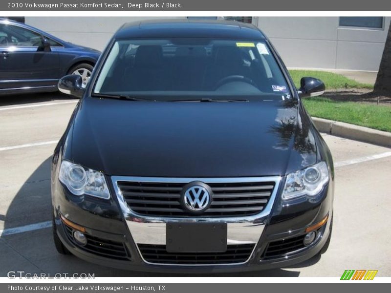 Deep Black / Black 2010 Volkswagen Passat Komfort Sedan
