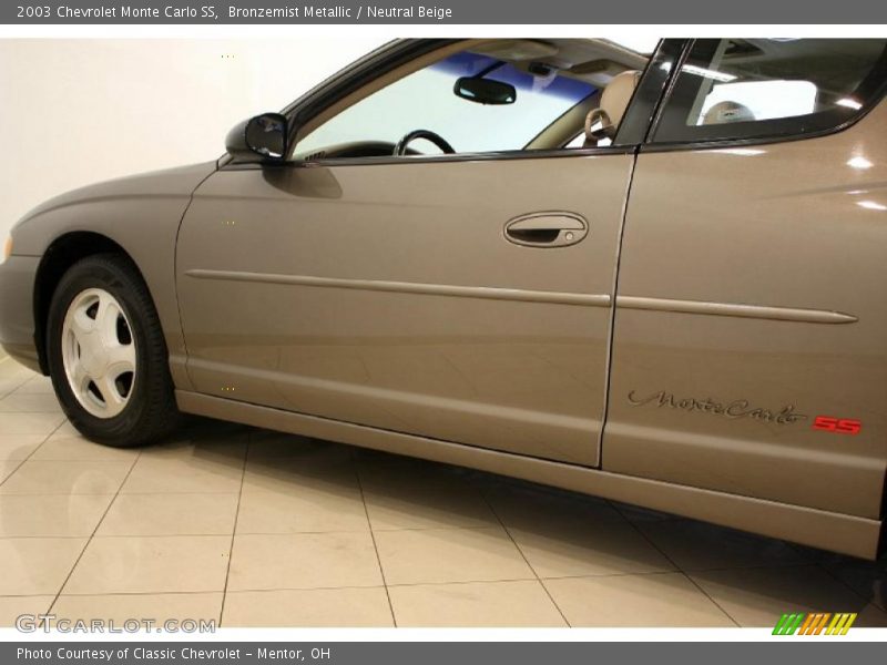 Bronzemist Metallic / Neutral Beige 2003 Chevrolet Monte Carlo SS