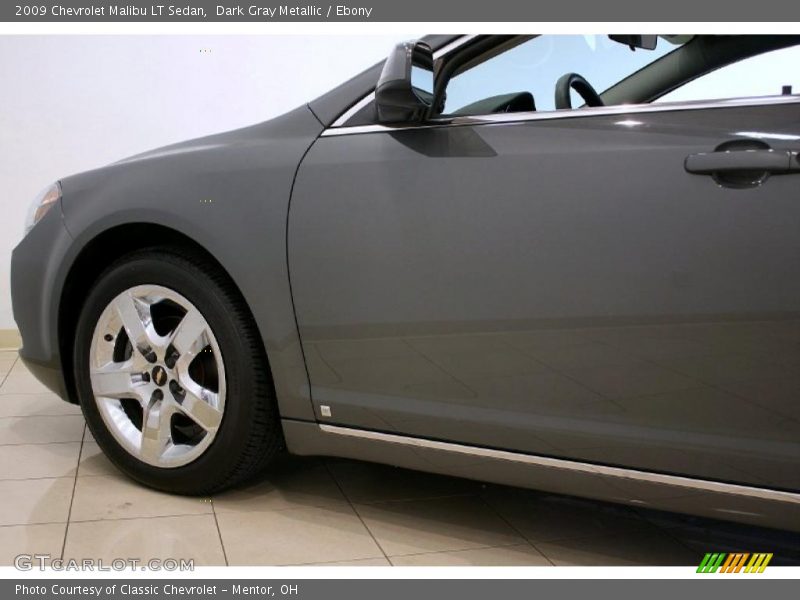 Dark Gray Metallic / Ebony 2009 Chevrolet Malibu LT Sedan