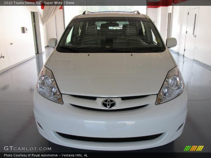 Super White / Stone 2010 Toyota Sienna XLE