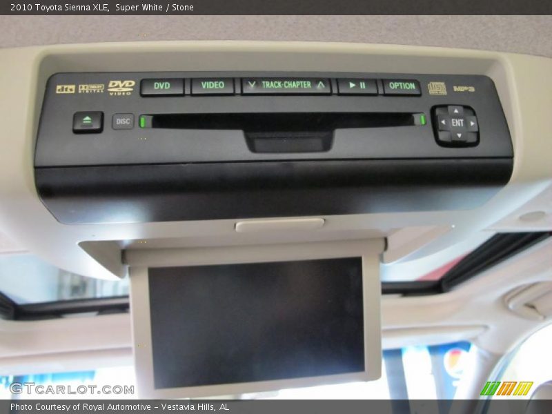 Super White / Stone 2010 Toyota Sienna XLE
