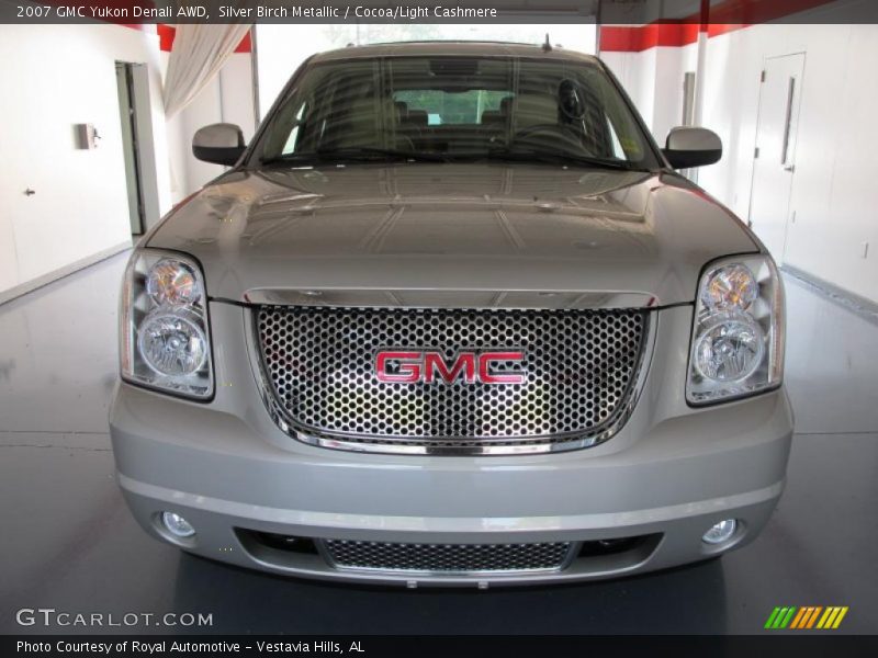 Silver Birch Metallic / Cocoa/Light Cashmere 2007 GMC Yukon Denali AWD