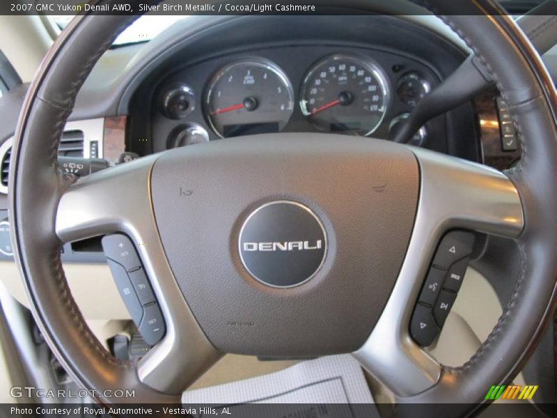 Silver Birch Metallic / Cocoa/Light Cashmere 2007 GMC Yukon Denali AWD