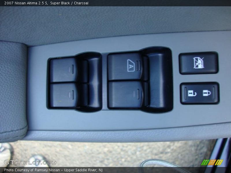 Super Black / Charcoal 2007 Nissan Altima 2.5 S