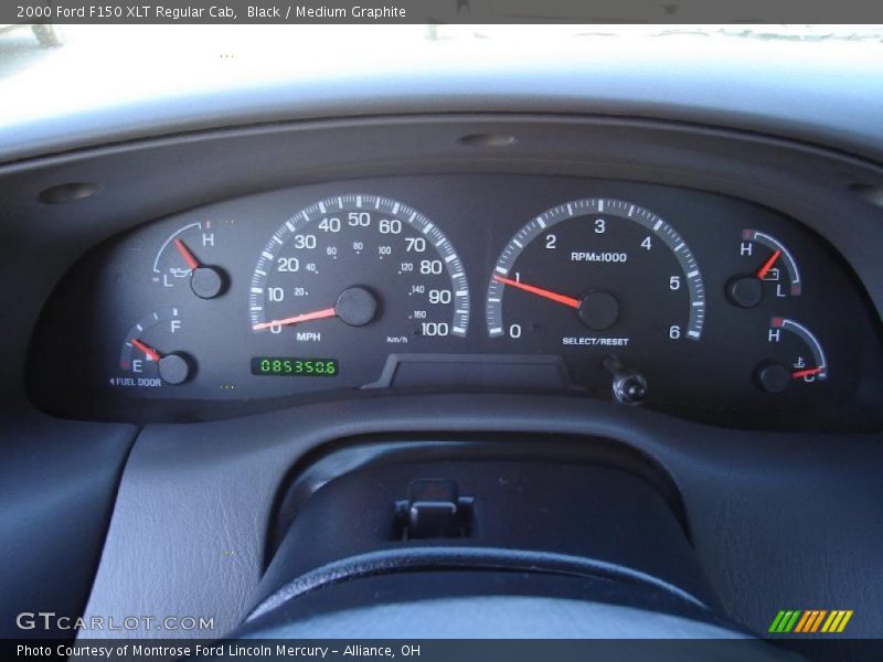 Black / Medium Graphite 2000 Ford F150 XLT Regular Cab
