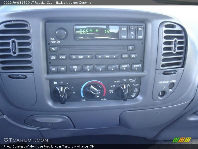 Black / Medium Graphite 2000 Ford F150 XLT Regular Cab