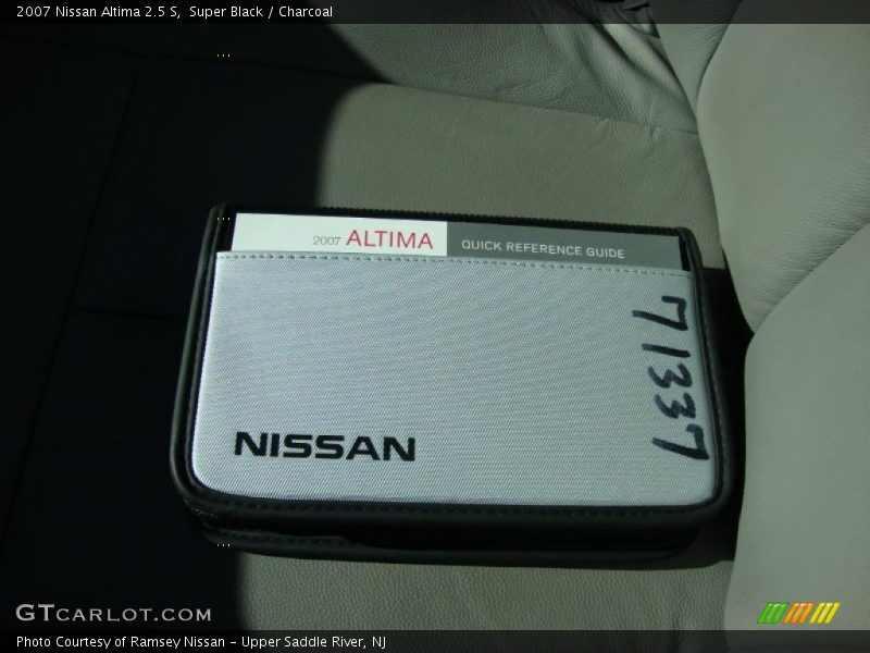 Super Black / Charcoal 2007 Nissan Altima 2.5 S