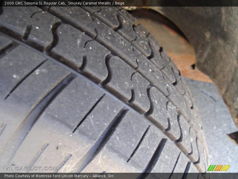 Smokey Caramel Metallic / Beige 2000 GMC Sonoma SL Regular Cab