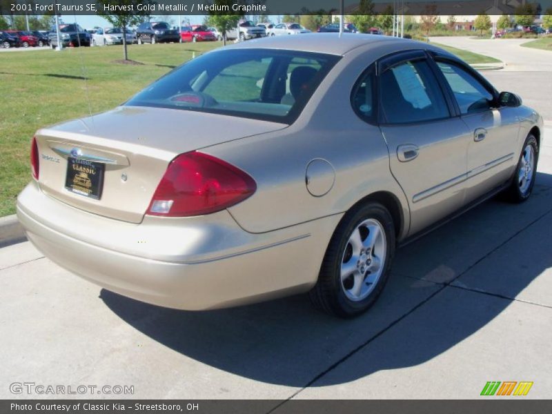 Harvest Gold Metallic / Medium Graphite 2001 Ford Taurus SE