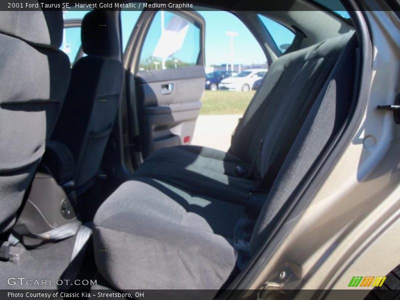 Harvest Gold Metallic / Medium Graphite 2001 Ford Taurus SE