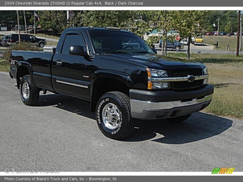 Black / Dark Charcoal 2004 Chevrolet Silverado 2500HD LS Regular Cab 4x4