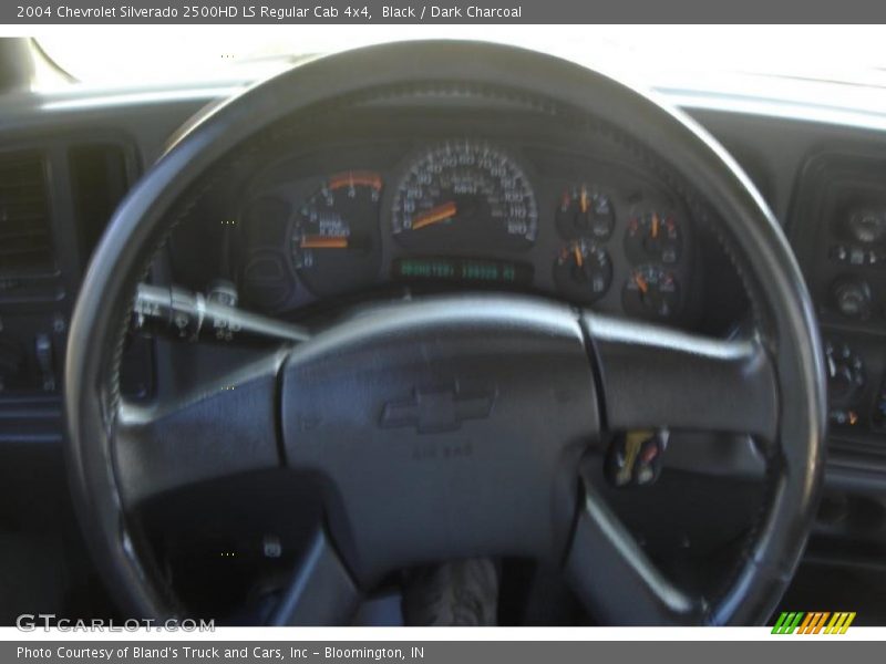 Black / Dark Charcoal 2004 Chevrolet Silverado 2500HD LS Regular Cab 4x4
