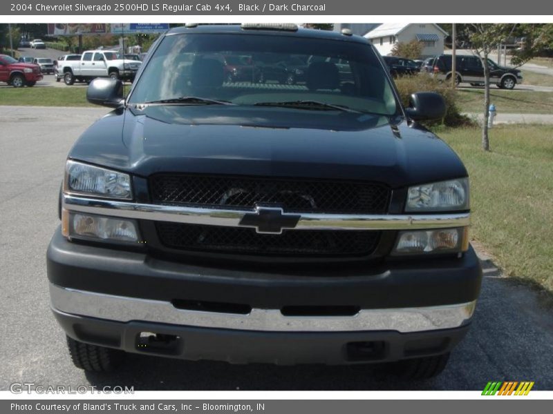 Black / Dark Charcoal 2004 Chevrolet Silverado 2500HD LS Regular Cab 4x4
