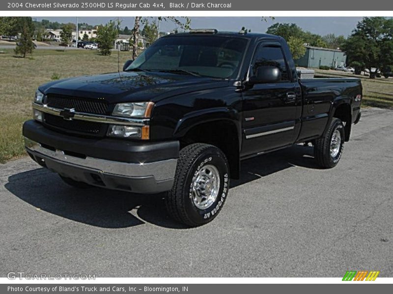 Black / Dark Charcoal 2004 Chevrolet Silverado 2500HD LS Regular Cab 4x4
