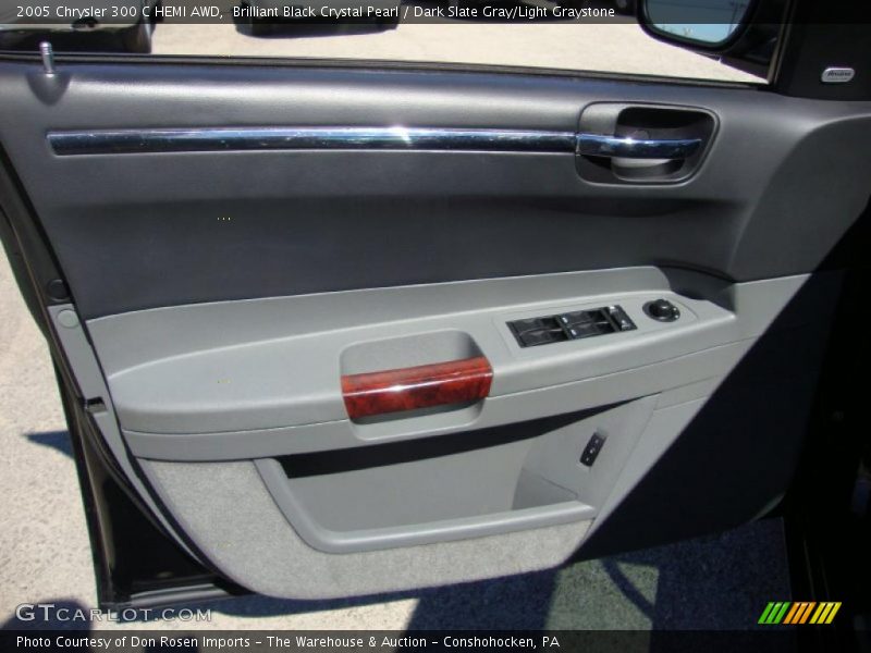 Door Panel of 2005 300 C HEMI AWD