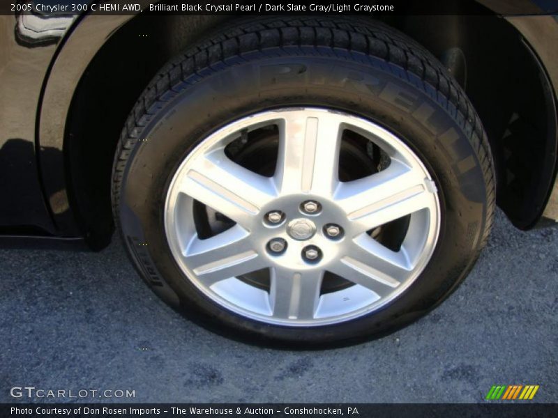 Brilliant Black Crystal Pearl / Dark Slate Gray/Light Graystone 2005 Chrysler 300 C HEMI AWD