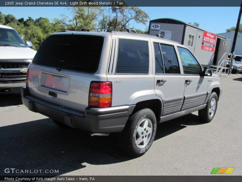 Light Drift Wood Metallic / Tan 1995 Jeep Grand Cherokee SE 4x4