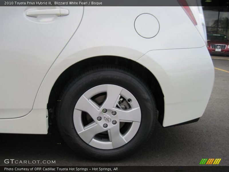 Blizzard White Pearl / Bisque 2010 Toyota Prius Hybrid III