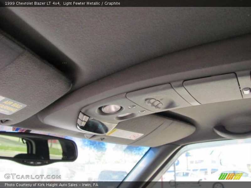 Light Pewter Metallic / Graphite 1999 Chevrolet Blazer LT 4x4