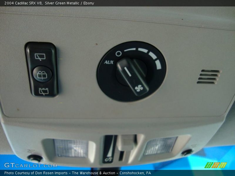 Silver Green Metallic / Ebony 2004 Cadillac SRX V8