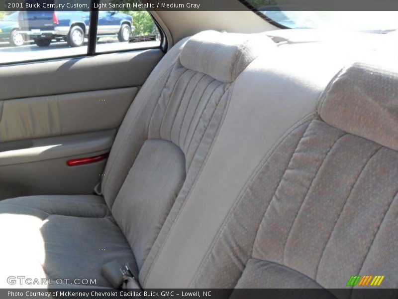 Light Sandrift Metallic / Medium Gray 2001 Buick Century Custom
