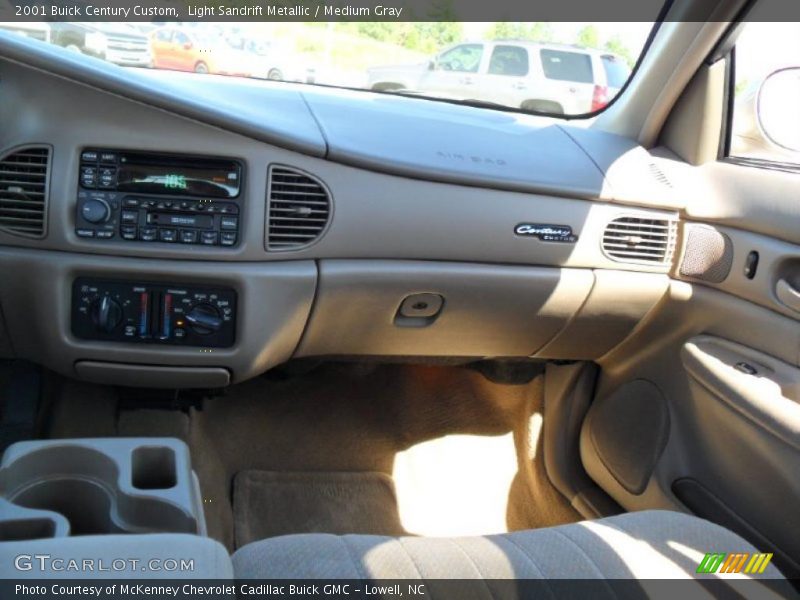 Light Sandrift Metallic / Medium Gray 2001 Buick Century Custom