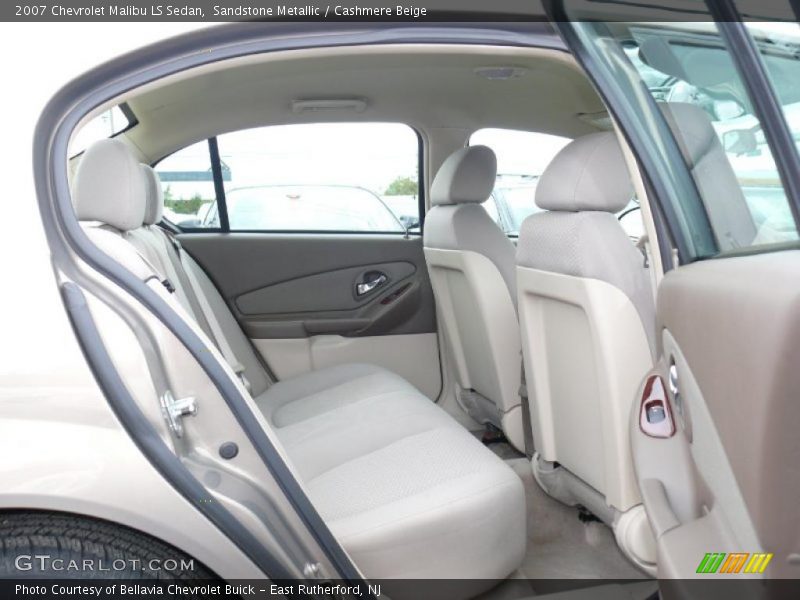 Sandstone Metallic / Cashmere Beige 2007 Chevrolet Malibu LS Sedan