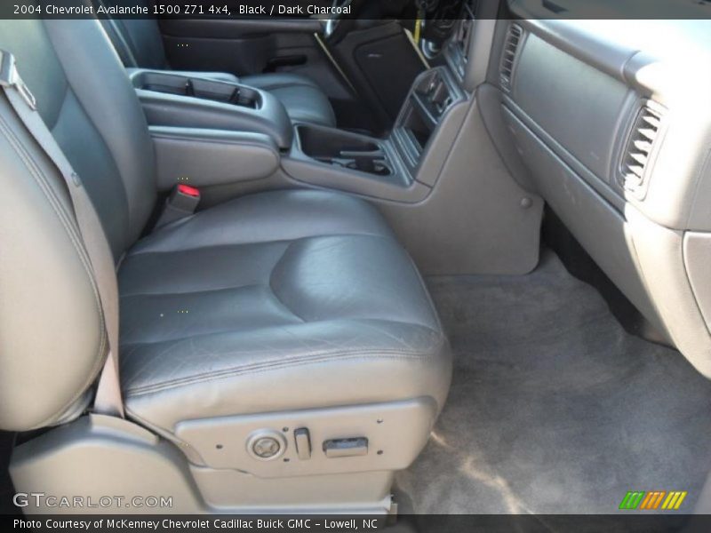 Black / Dark Charcoal 2004 Chevrolet Avalanche 1500 Z71 4x4