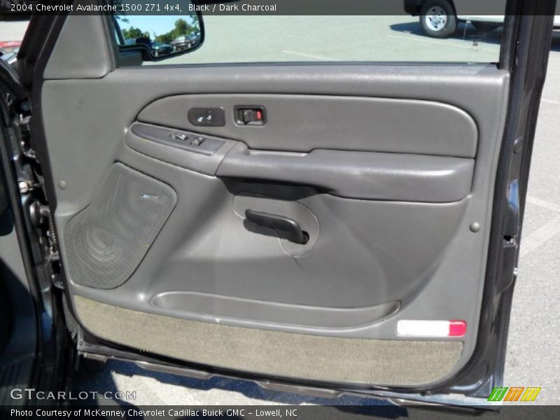 Black / Dark Charcoal 2004 Chevrolet Avalanche 1500 Z71 4x4