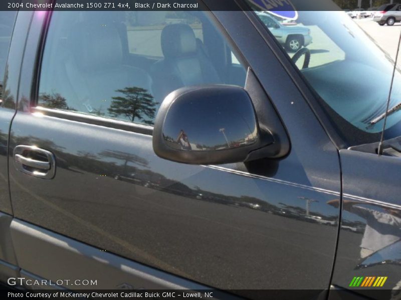Black / Dark Charcoal 2004 Chevrolet Avalanche 1500 Z71 4x4