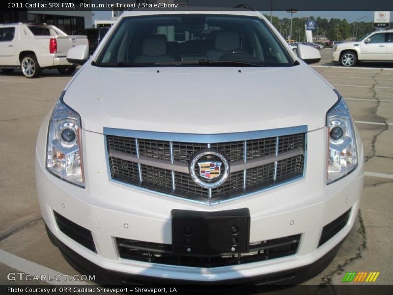 Platinum Ice Tricoat / Shale/Ebony 2011 Cadillac SRX FWD