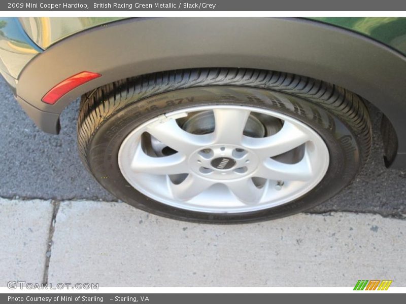 British Racing Green Metallic / Black/Grey 2009 Mini Cooper Hardtop