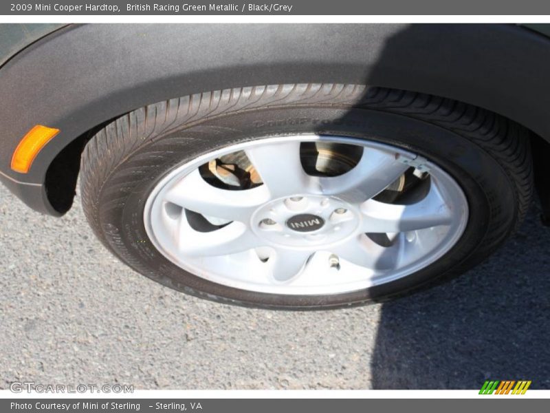 British Racing Green Metallic / Black/Grey 2009 Mini Cooper Hardtop