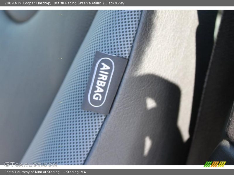 British Racing Green Metallic / Black/Grey 2009 Mini Cooper Hardtop