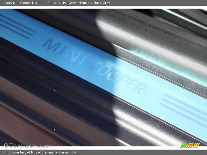 British Racing Green Metallic / Black/Grey 2009 Mini Cooper Hardtop