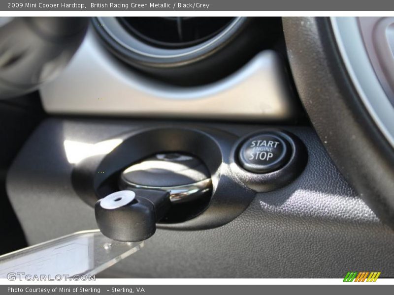 British Racing Green Metallic / Black/Grey 2009 Mini Cooper Hardtop