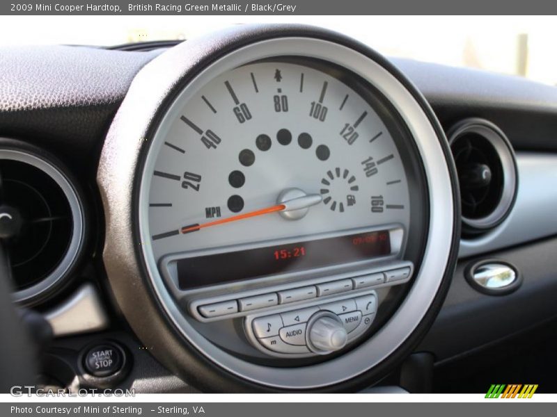 British Racing Green Metallic / Black/Grey 2009 Mini Cooper Hardtop