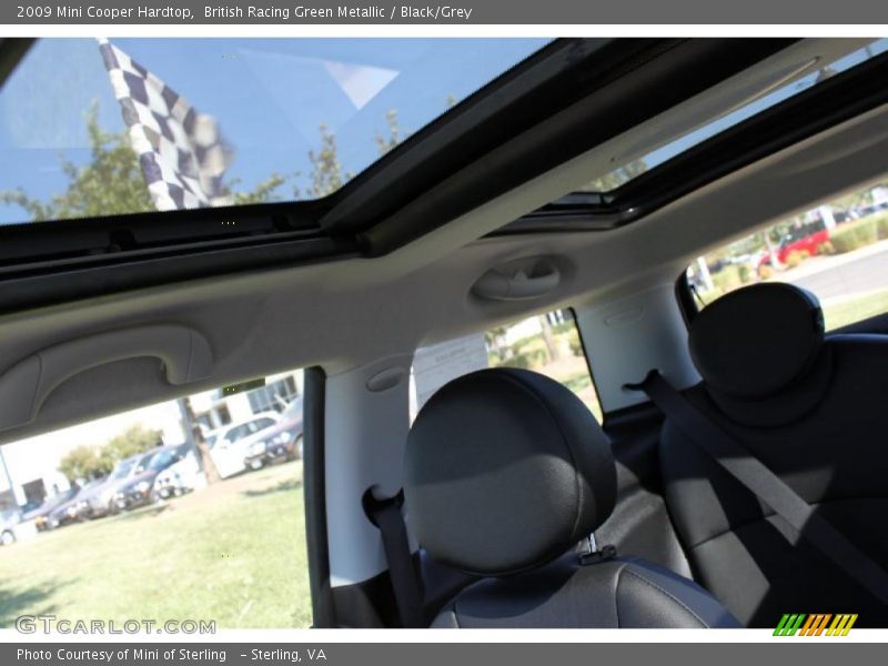 British Racing Green Metallic / Black/Grey 2009 Mini Cooper Hardtop