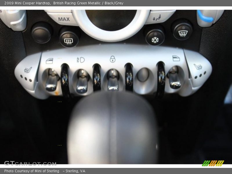 British Racing Green Metallic / Black/Grey 2009 Mini Cooper Hardtop