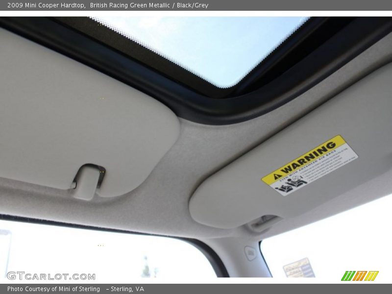 British Racing Green Metallic / Black/Grey 2009 Mini Cooper Hardtop