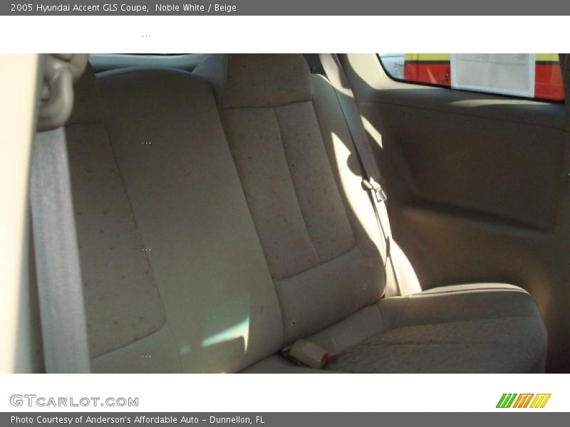 Noble White / Beige 2005 Hyundai Accent GLS Coupe