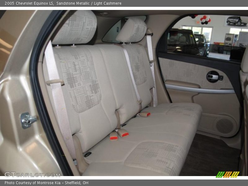 Sandstone Metallic / Light Cashmere 2005 Chevrolet Equinox LS