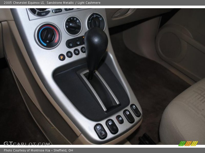 Sandstone Metallic / Light Cashmere 2005 Chevrolet Equinox LS