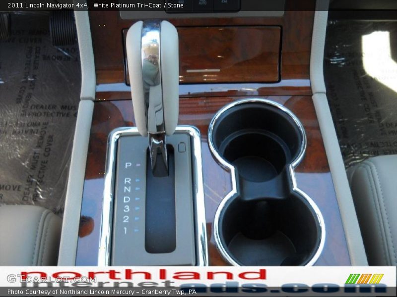 White Platinum Tri-Coat / Stone 2011 Lincoln Navigator 4x4
