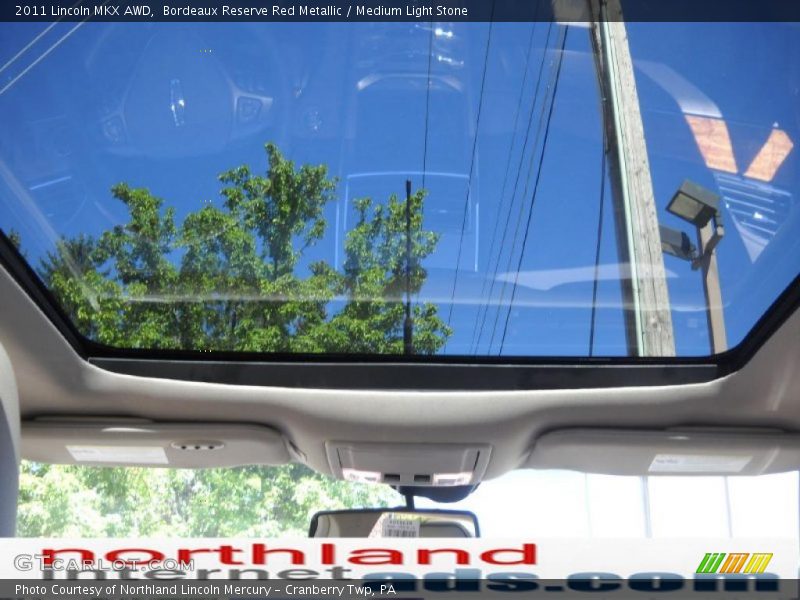 Bordeaux Reserve Red Metallic / Medium Light Stone 2011 Lincoln MKX AWD
