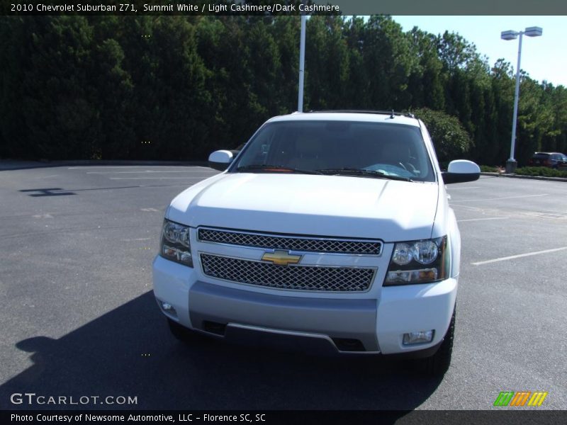 Summit White / Light Cashmere/Dark Cashmere 2010 Chevrolet Suburban Z71
